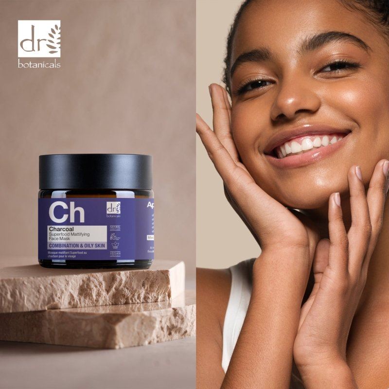 Charcoal Superfood Mattifying Face Mask 60ml