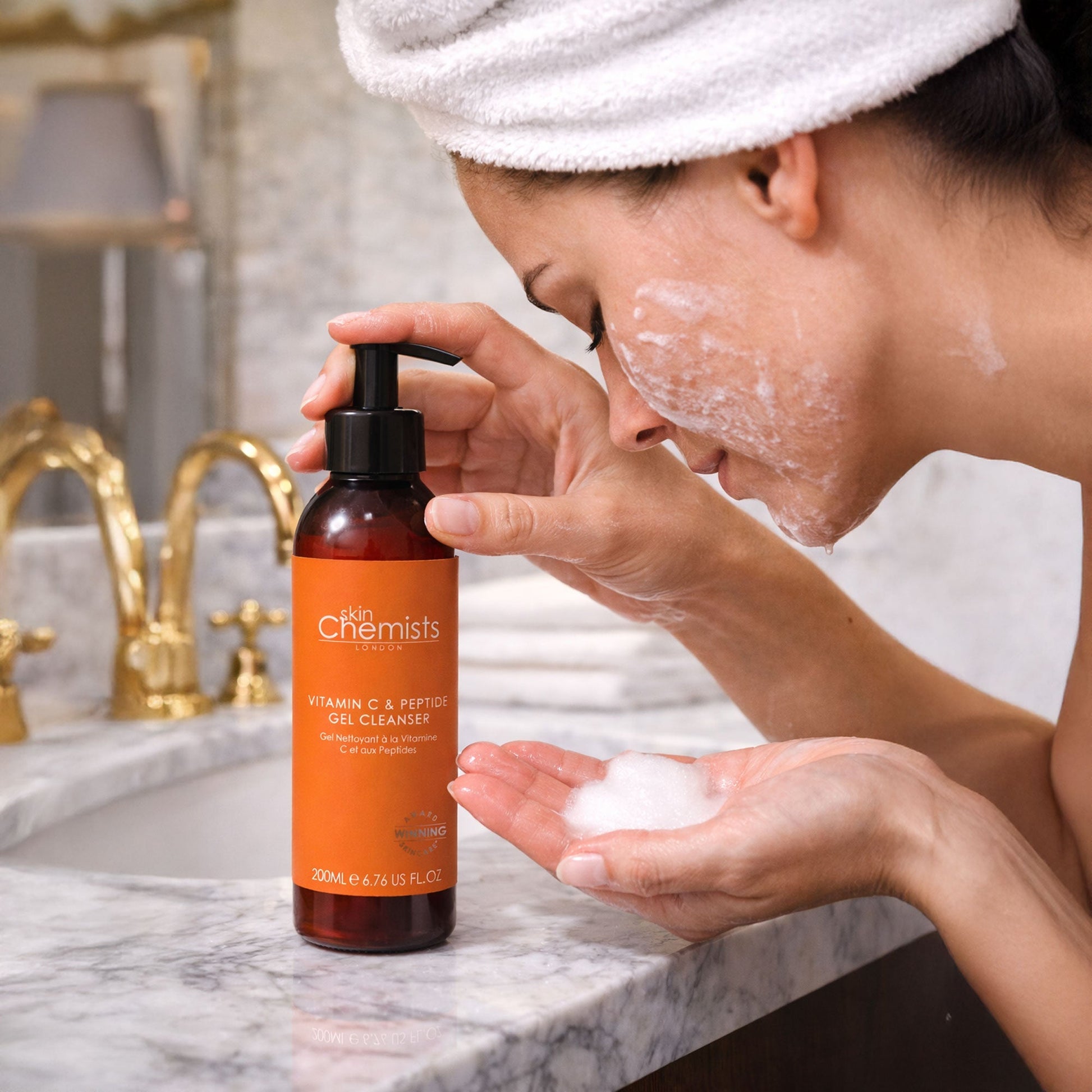 Vitamin C & Peptide Anti-Ageing Gel Cleanser 200ml - skinChemists