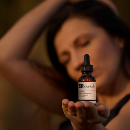 DB567 Dr Botanicals Vitamin C Bio Vitality Serum 15ml